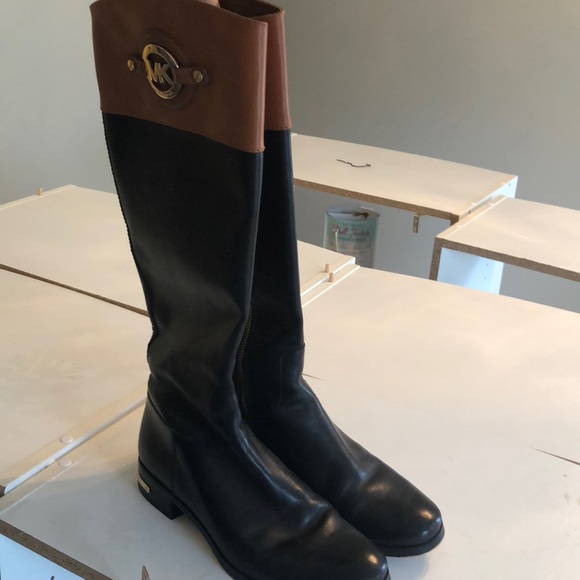 Michael Kors Boots - Picture 1 of 2